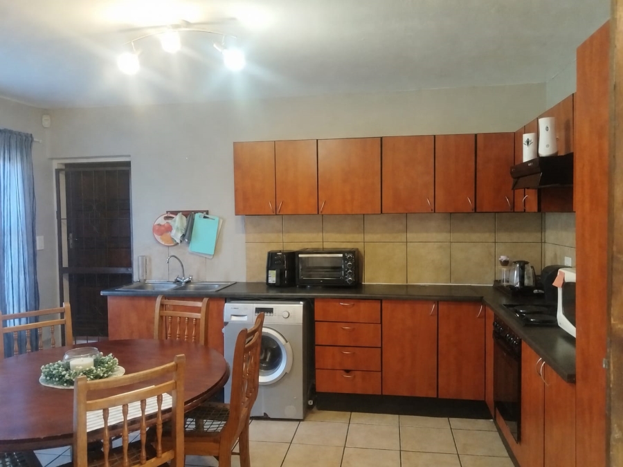 2 Bedroom Property for Sale in Potchefstroom North West